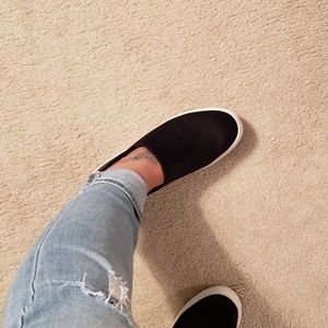 Ladies slip on sneaker